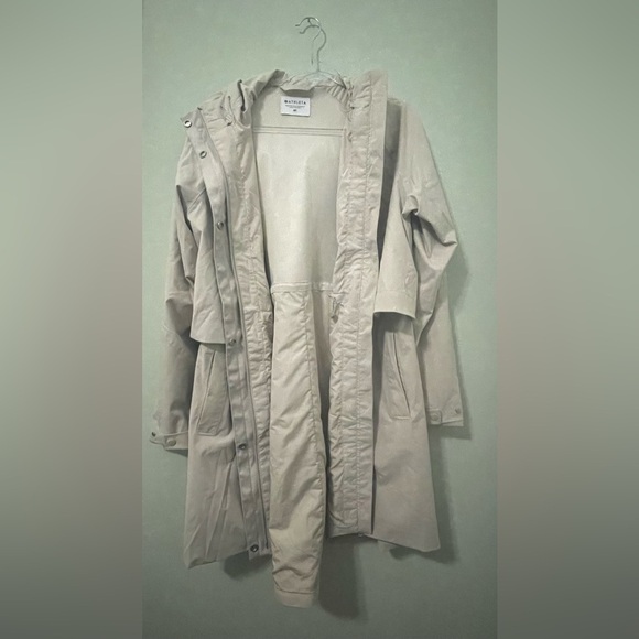 Athleta Drip Drop Rain Jacket in Beech Stone Pink Full Zip Size Medium Tall - Picture 3 of 8